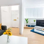 4 Bedroom House, 5 Double Beds And Free Parking.